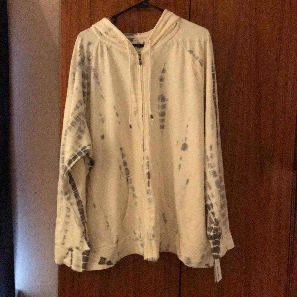 Tie-dye sweatshirt
